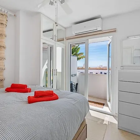 Puerto Cabopino Retreat | Sunny Terraces & Pool * ماربيا